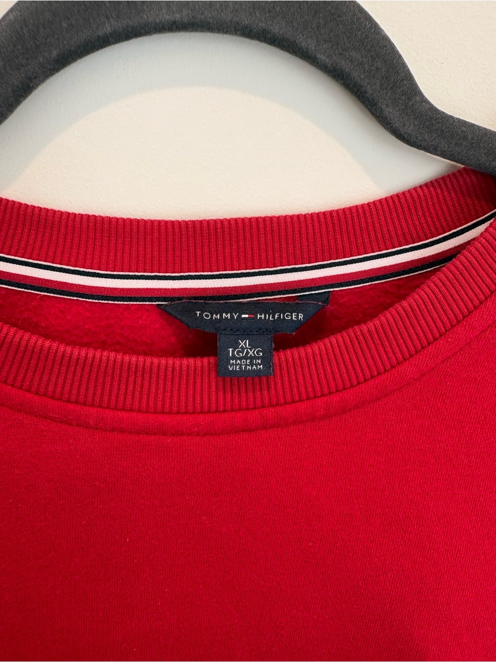 Vintage Tommy Hilfiger Crewneck Sweatshirt - Picture 2 of 3